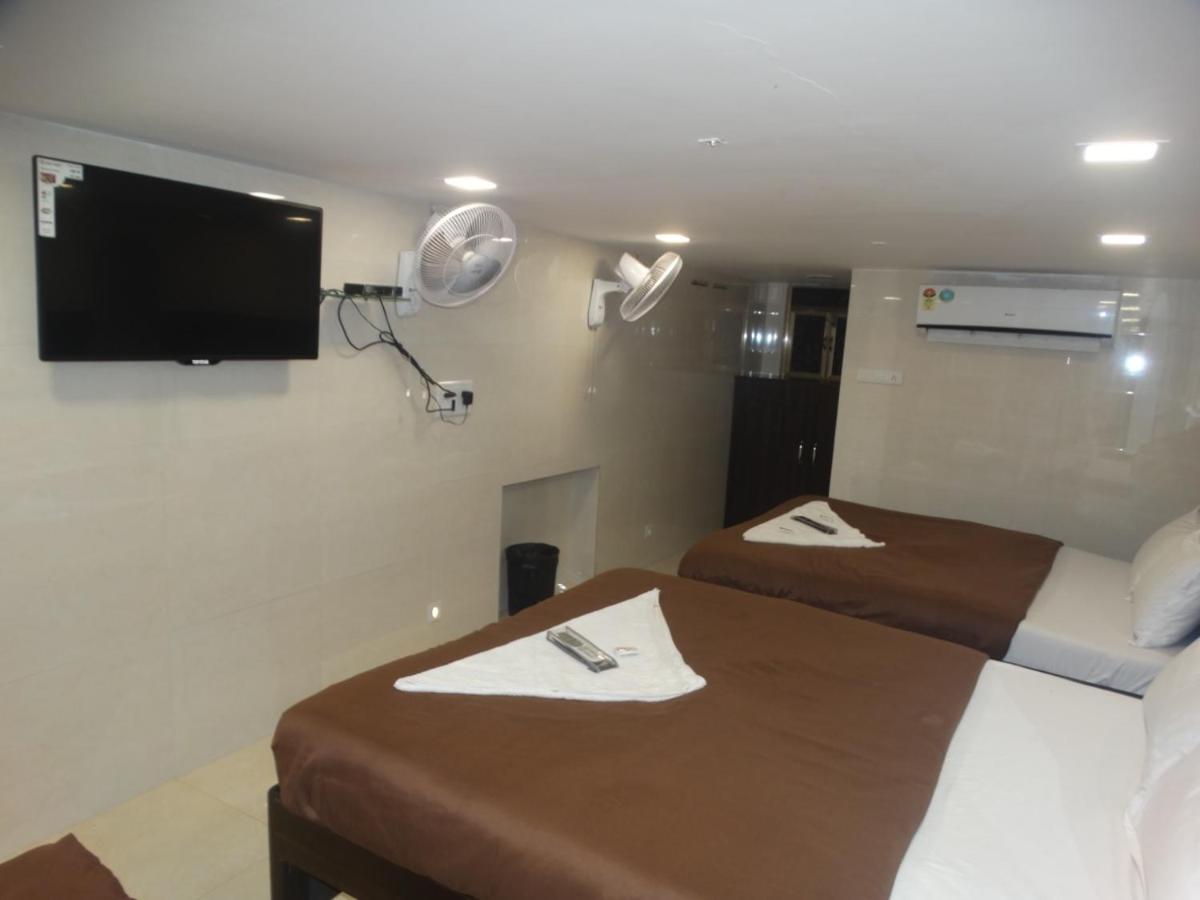 Hotel Qamar 뭄바이 외부 사진